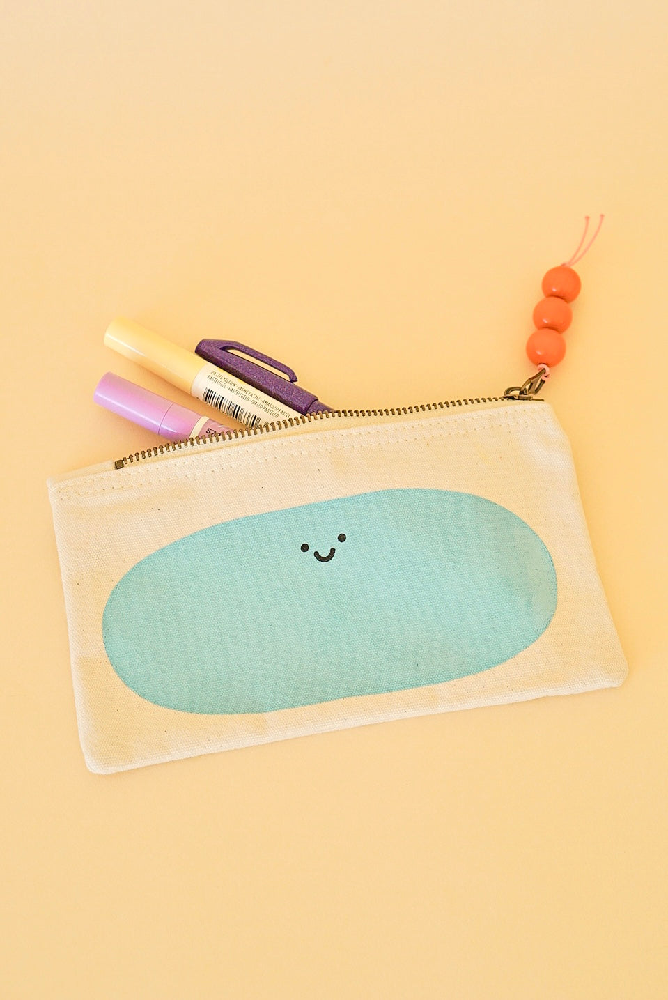 Blobbi - kleine Zipper Bag in bright blue