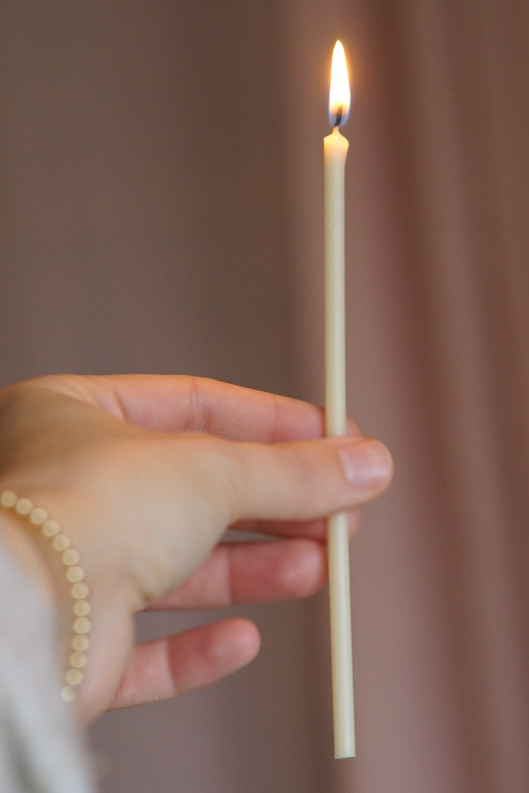 Dünne Bienenwachskerzen - cremeweiß