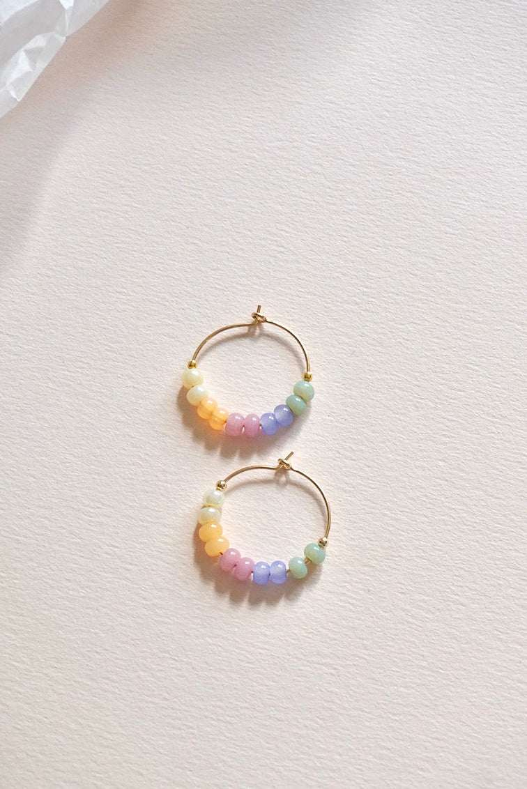 LENI rainbow - hoops with glass beads 