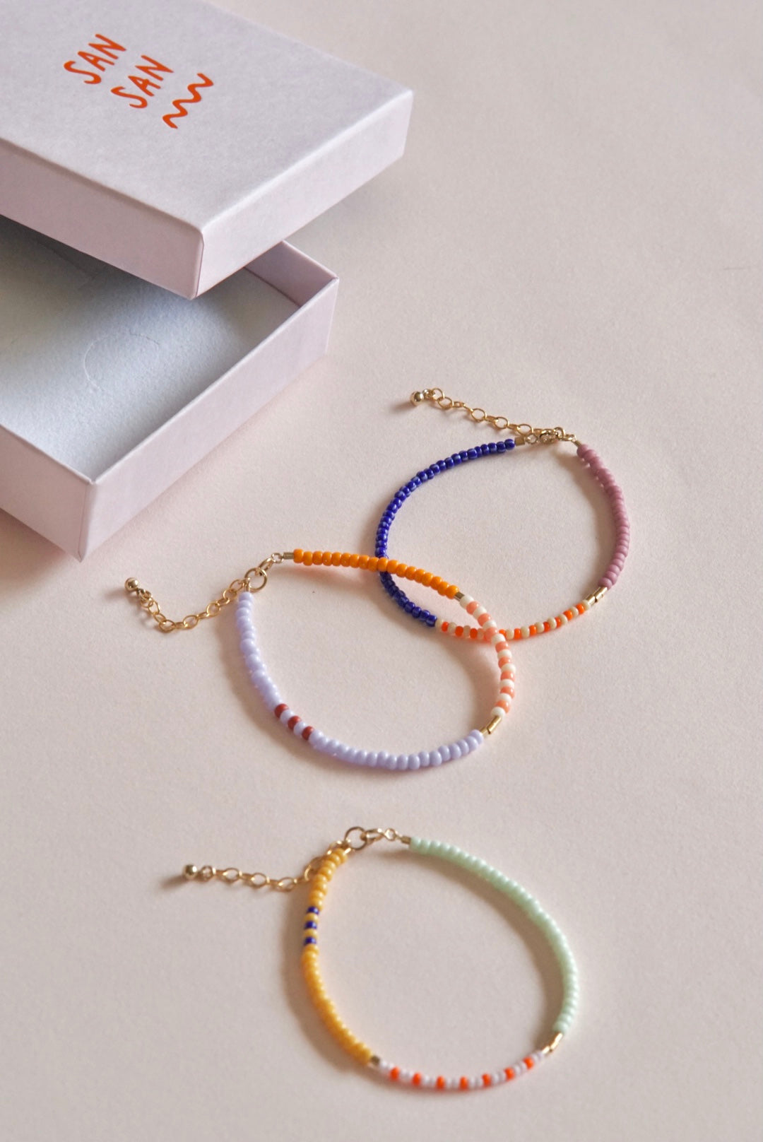 Perlenarmband LENTE - mango - strawberry cream - lilac