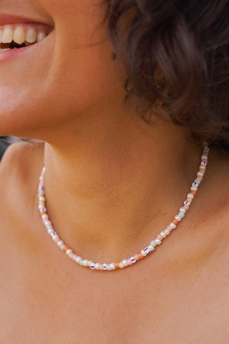 LULA summer sailor - short necklace made of glass beads